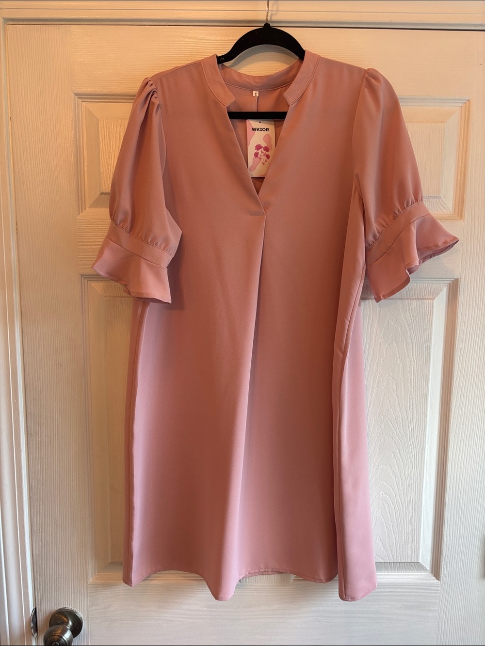Windsor Dusty Rose V-Neck Ruffle Sleeve Shift Dress